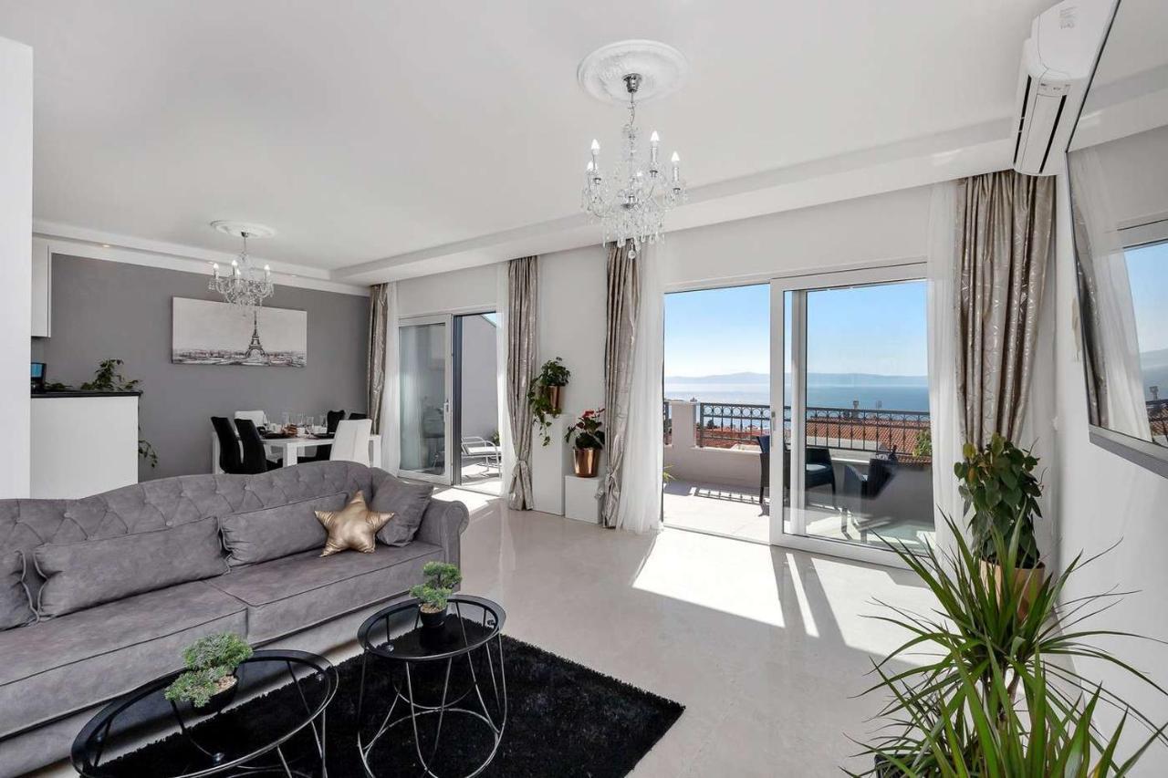 Luxurious Apartment Nino Makarska Exterior photo