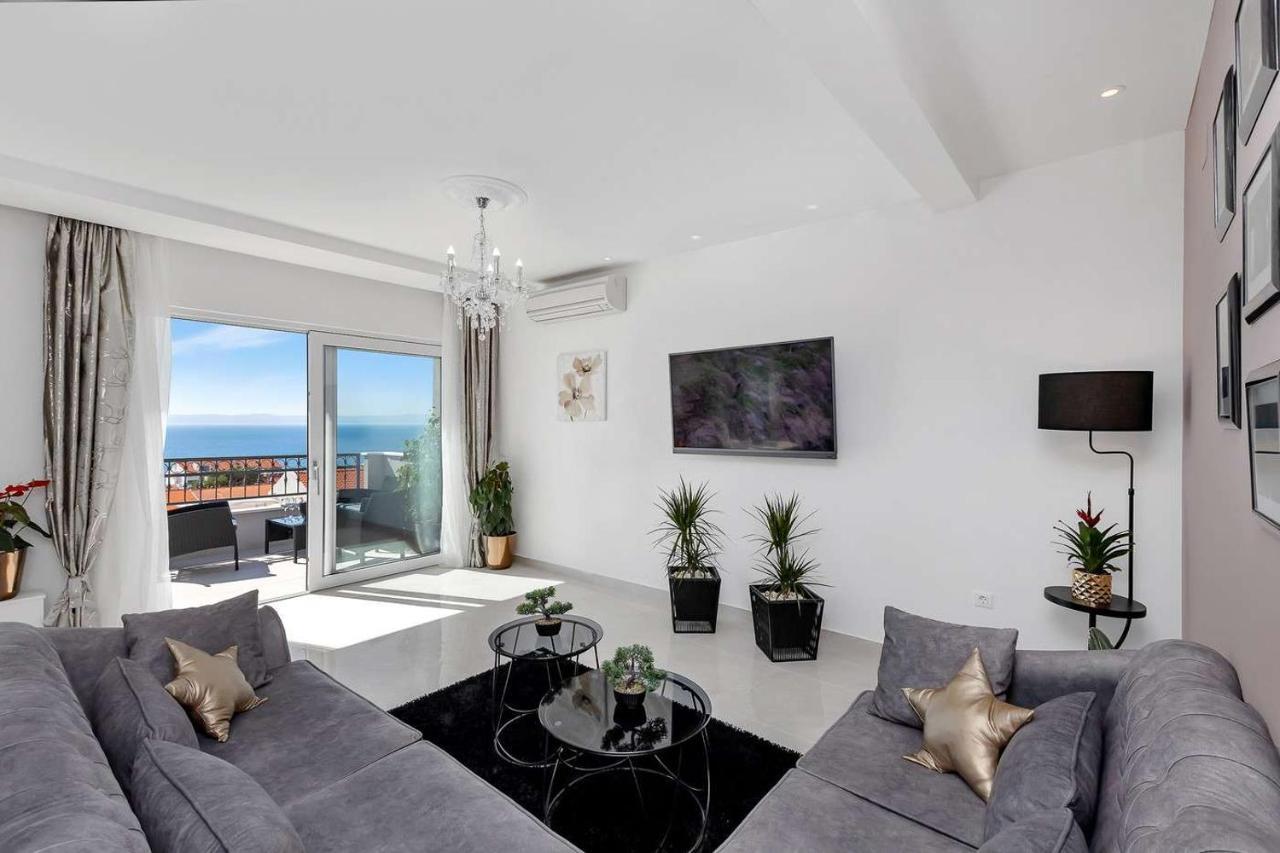 Luxurious Apartment Nino Makarska Exterior photo